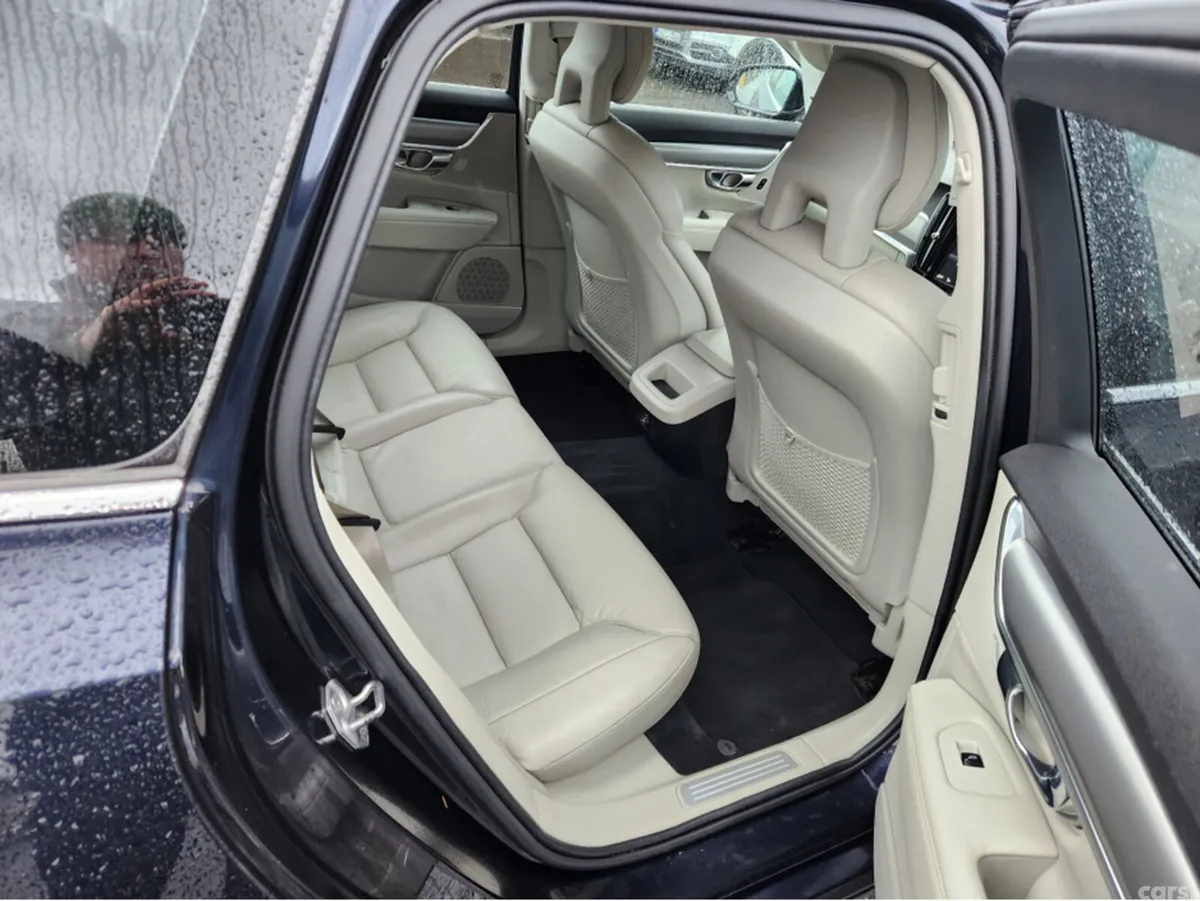 Volvo V90 Estate, Diesel, 2017, Blue
