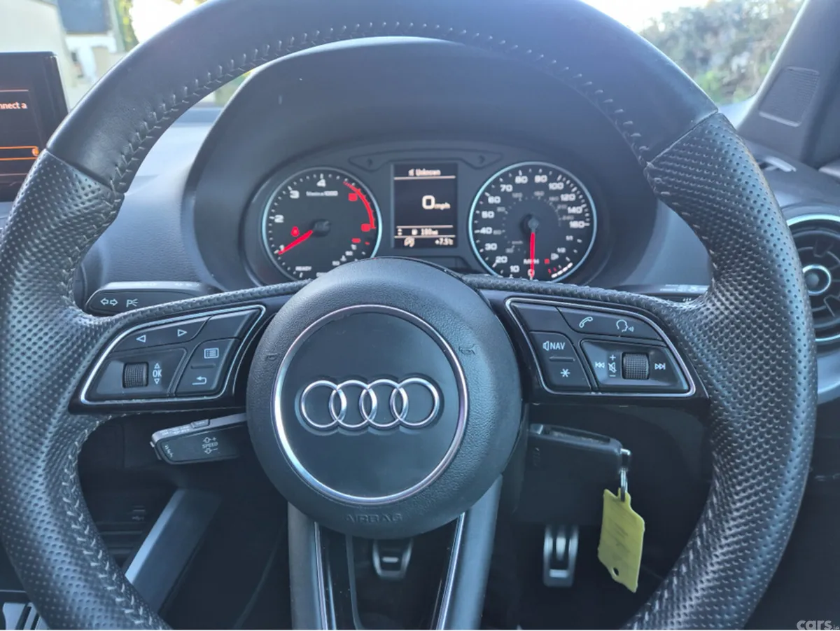 Audi Q2 Estate, Diesel, 2020, Grey
