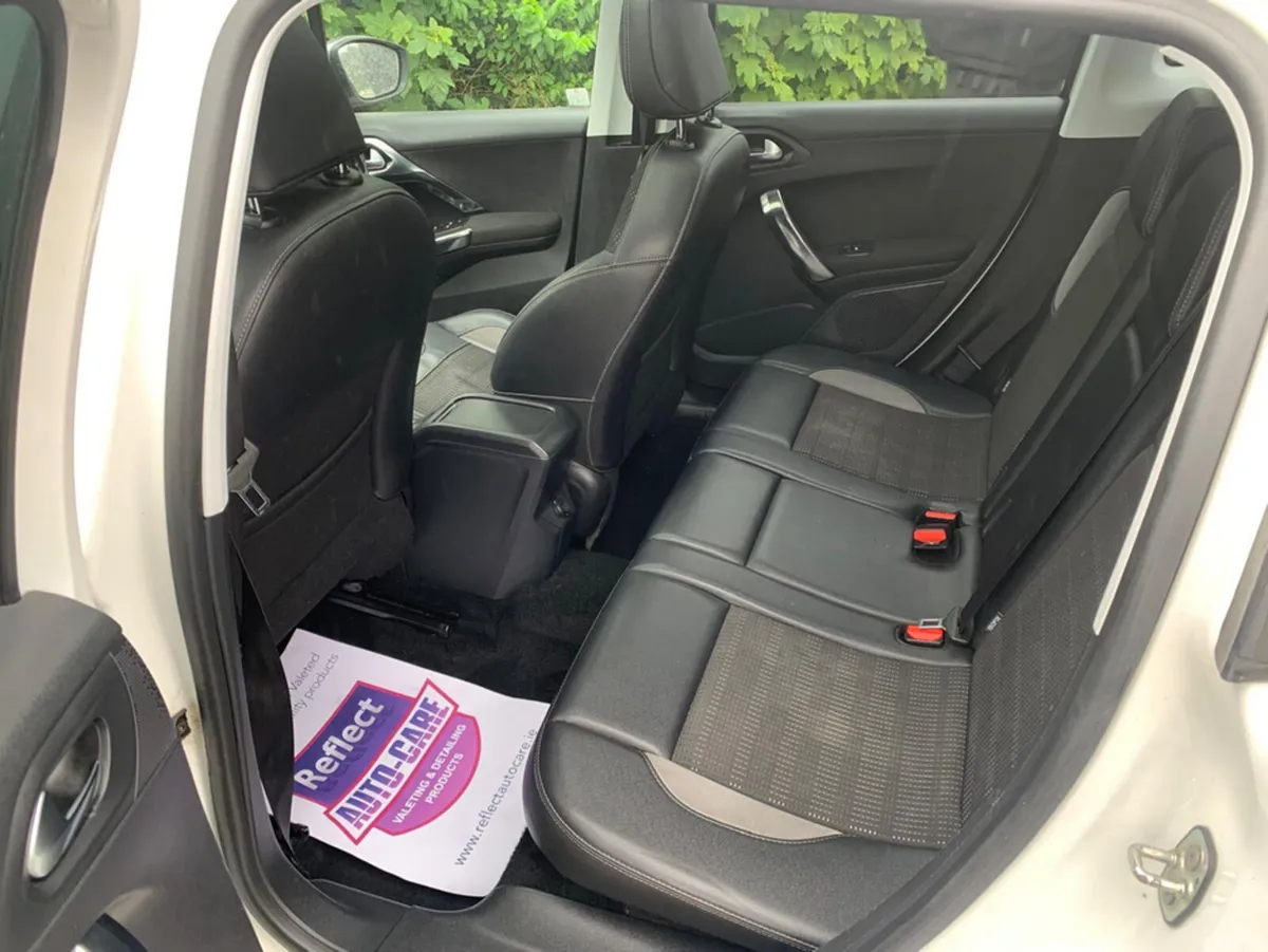Peugeot 2008 Estate, Diesel, 2015, White