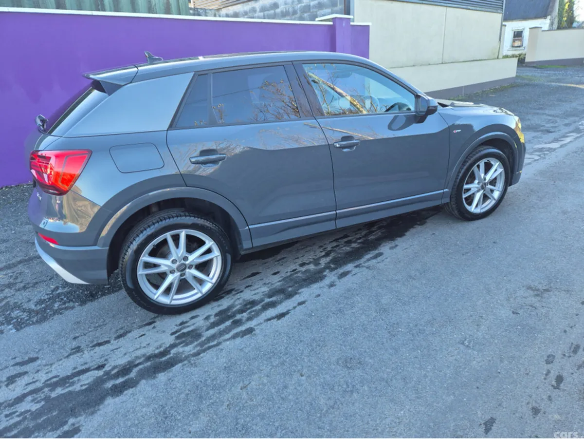 Audi Q2 Estate, Diesel, 2020, Grey