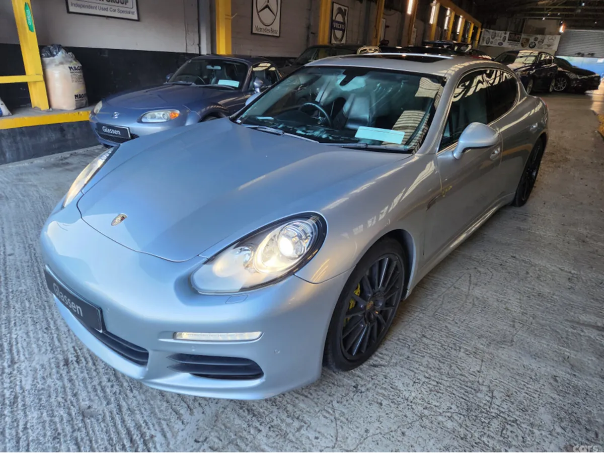 Porsche Panamera Hatchback, Petrol Plug-in Hybrid, 2013, Silver