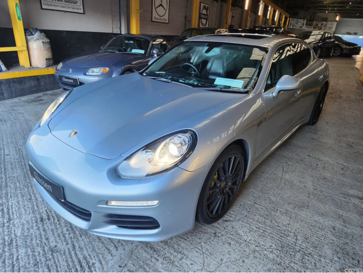Porsche Panamera Hatchback, Petrol Plug-in Hybrid, 2013, Silver