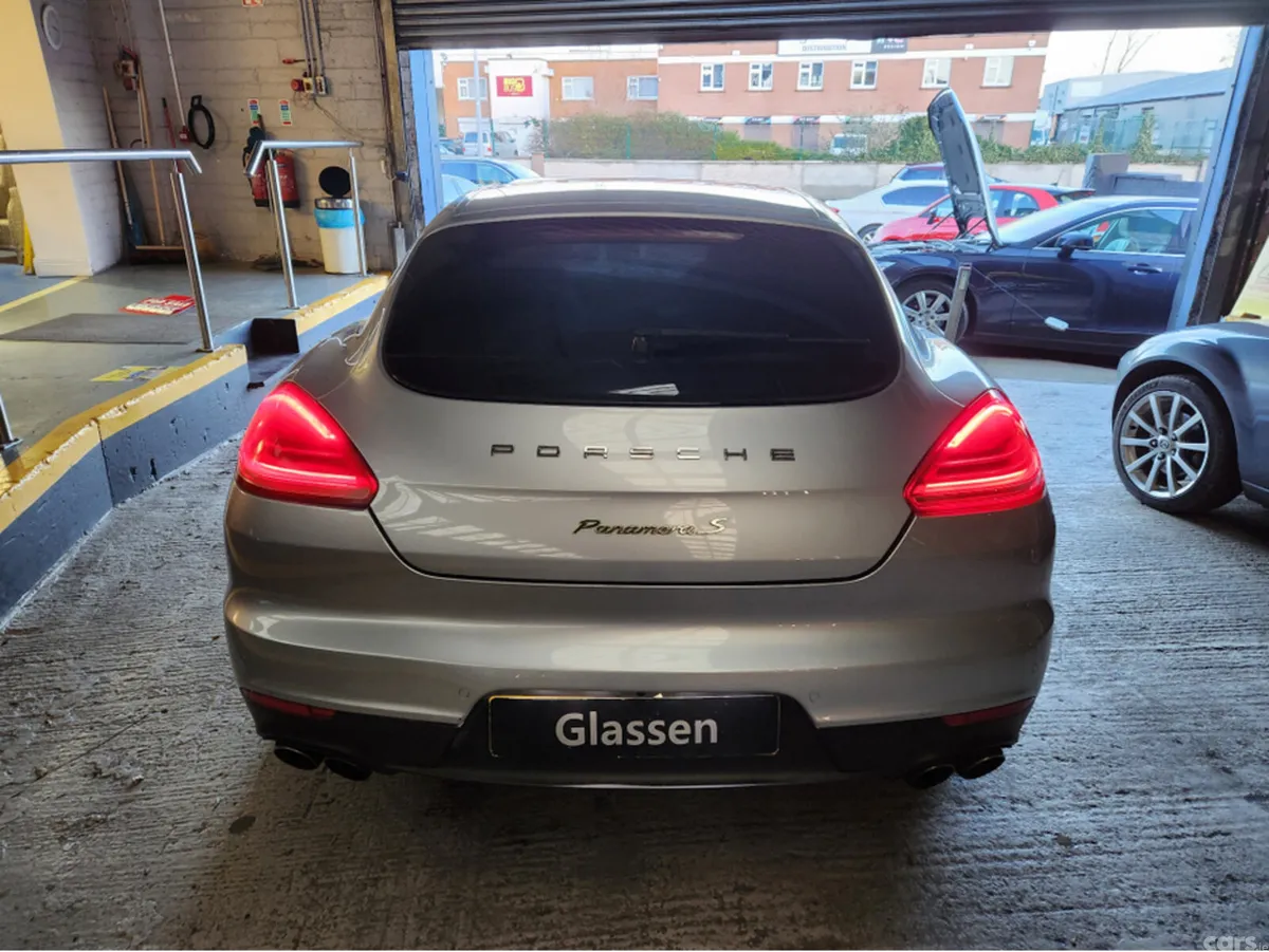 Porsche Panamera Hatchback, Petrol Plug-in Hybrid, 2013, Silver