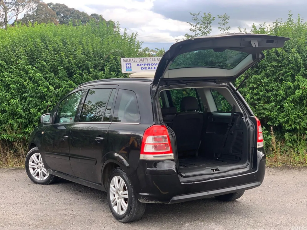 Vauxhall Zafira MPV, Diesel, 2011, Black