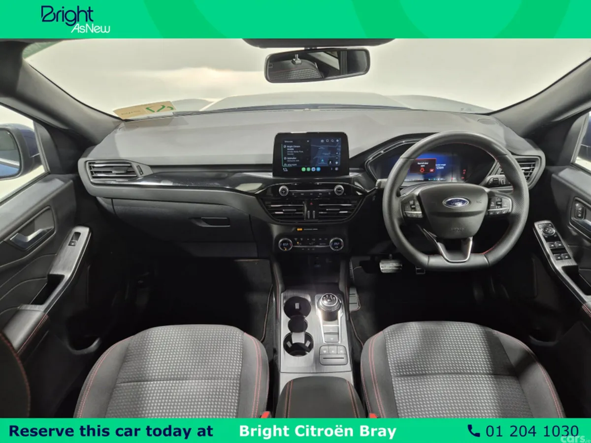 Ford Kuga MPV, Petrol Plug-in Hybrid, 2023, Blue