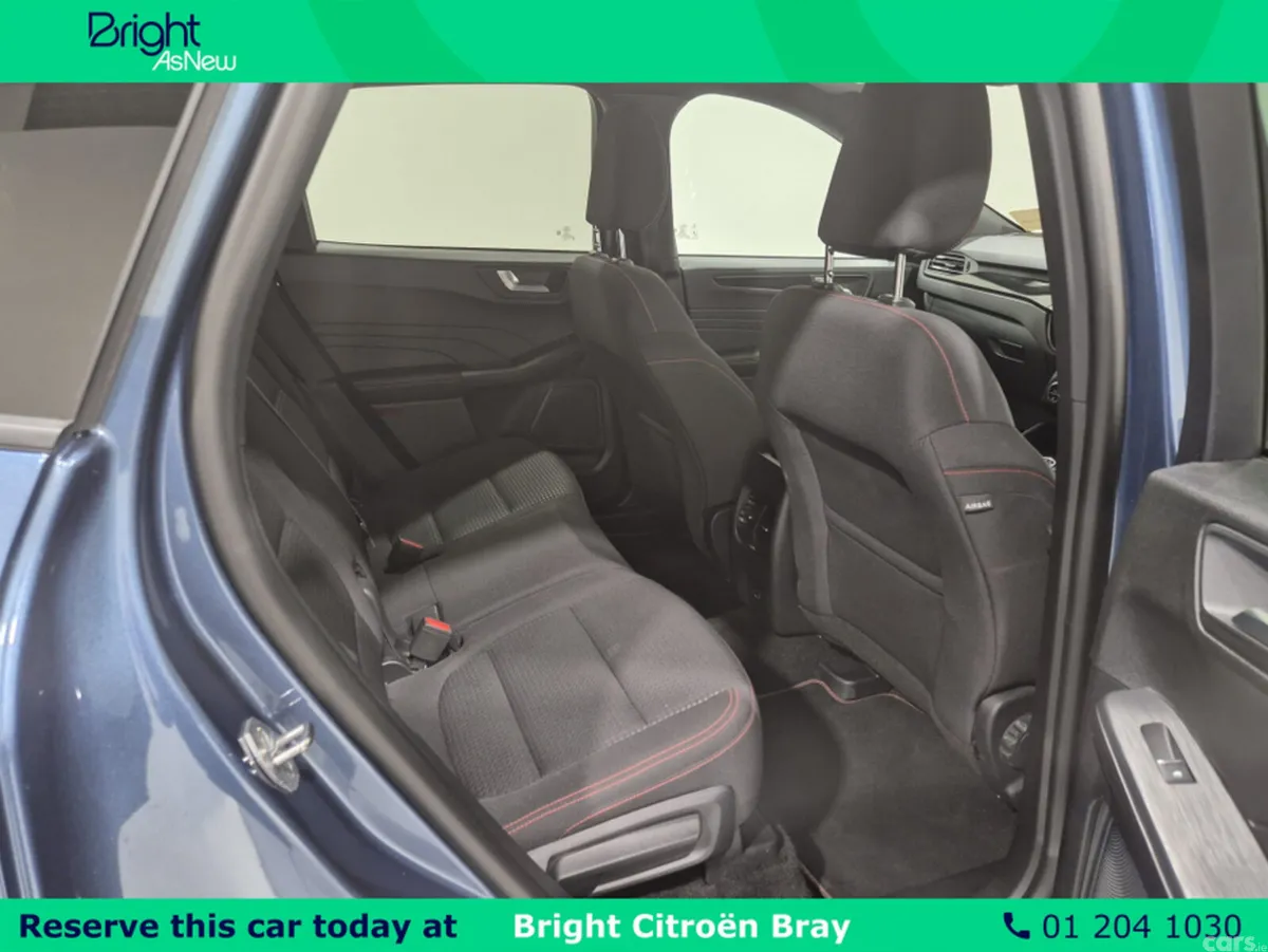 Ford Kuga MPV, Petrol Plug-in Hybrid, 2023, Blue