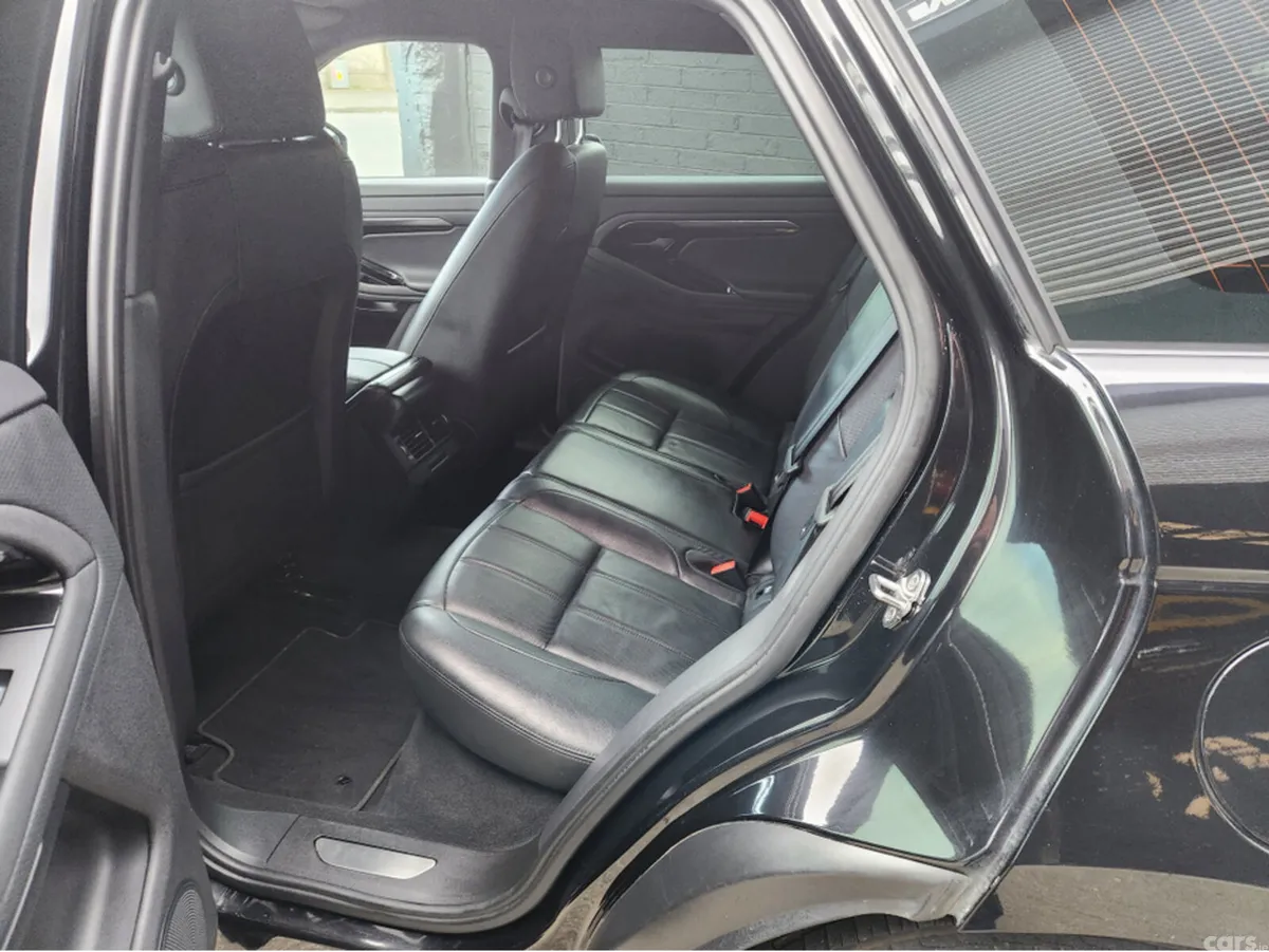 Land Rover Range Rover Evoque Estate, Petrol Plug-in Hybrid, 2022, Black