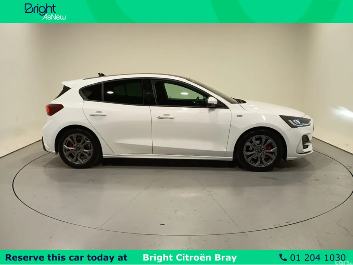 Ford Focus Hatchback, Diesel, 2024, White