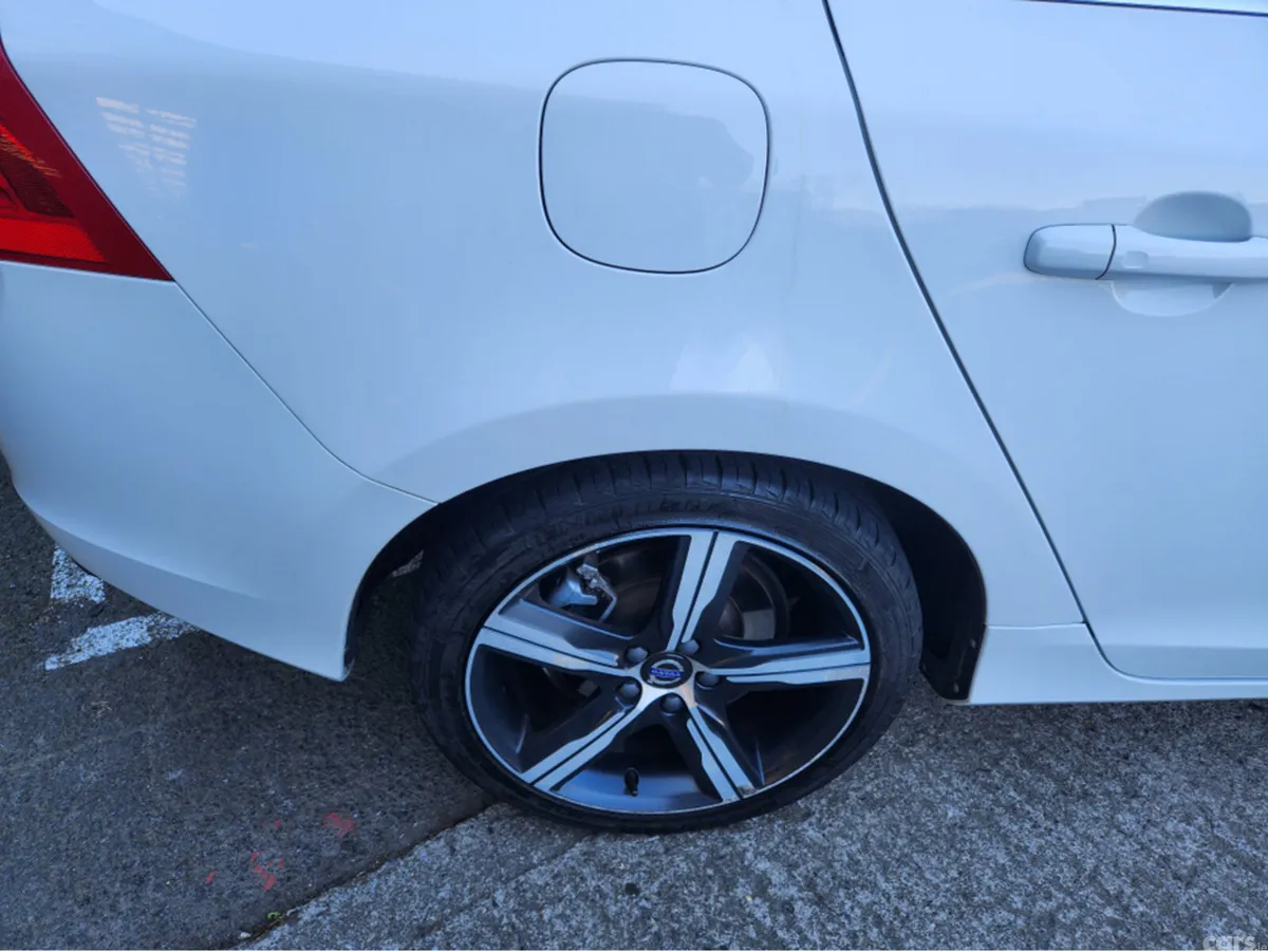 Volvo V60 Estate, Diesel, 2018, White
