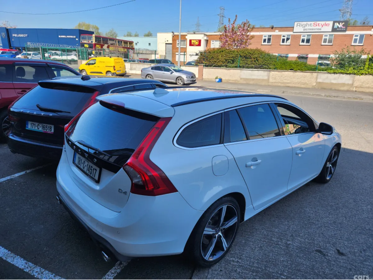 Volvo V60 Estate, Diesel, 2018, White