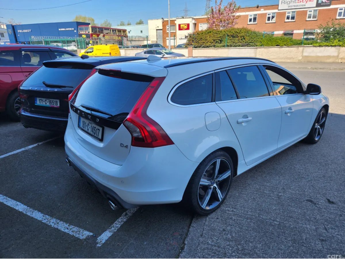 Volvo V60 Estate, Diesel, 2018, White