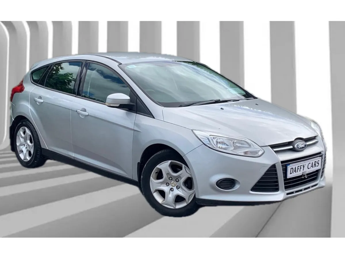 Ford Focus Hatchback, Diesel, 2012, Silver
