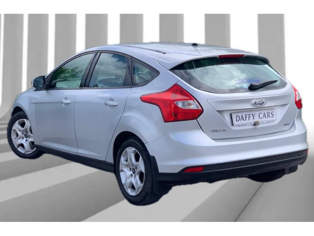 Ford Focus Hatchback, Diesel, 2012, Silver