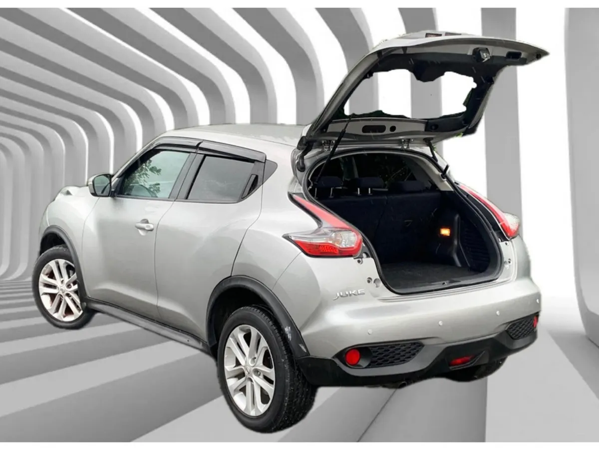 Nissan Juke MPV, Petrol, 2015, Silver
