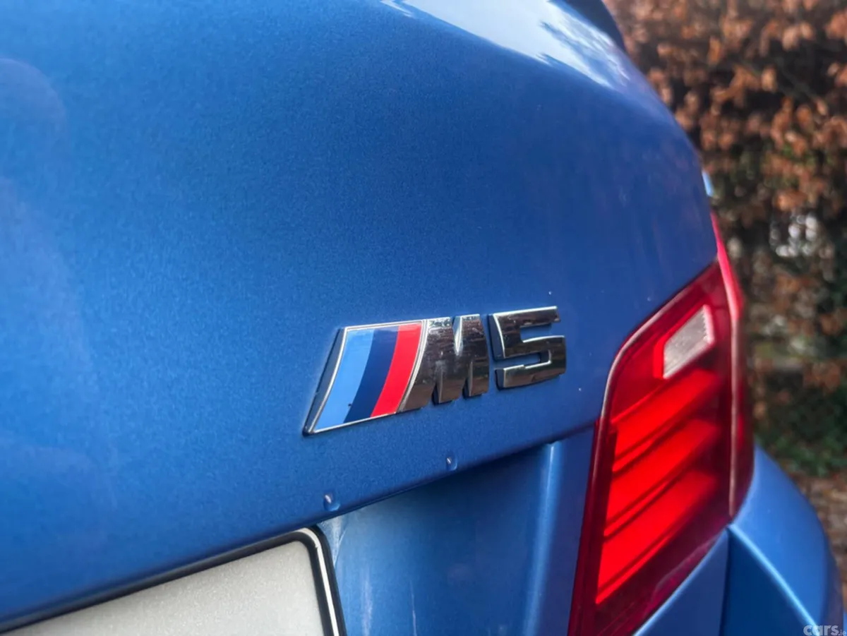 BMW M5 Saloon, Petrol, 2015, Blue