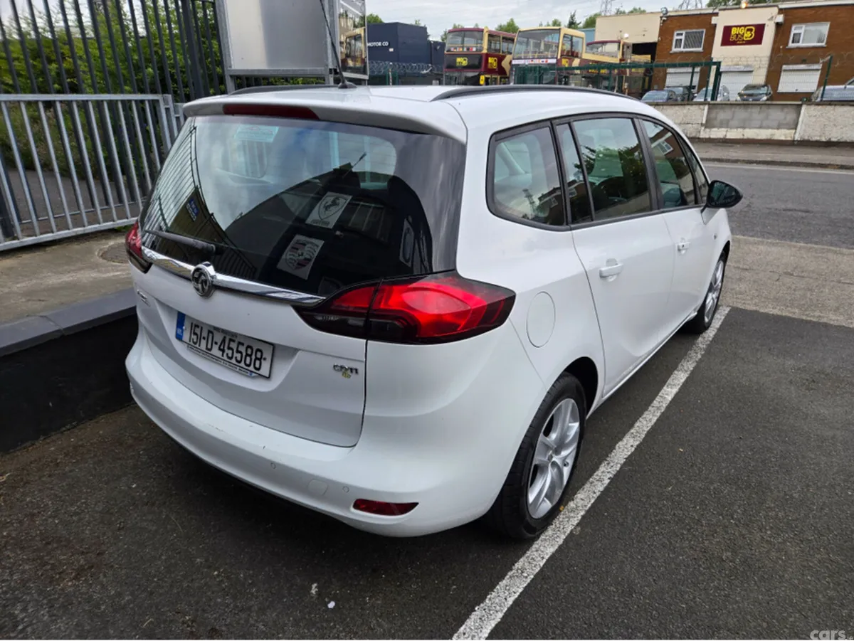 Vauxhall Zafira MPV, Diesel, 2015, White