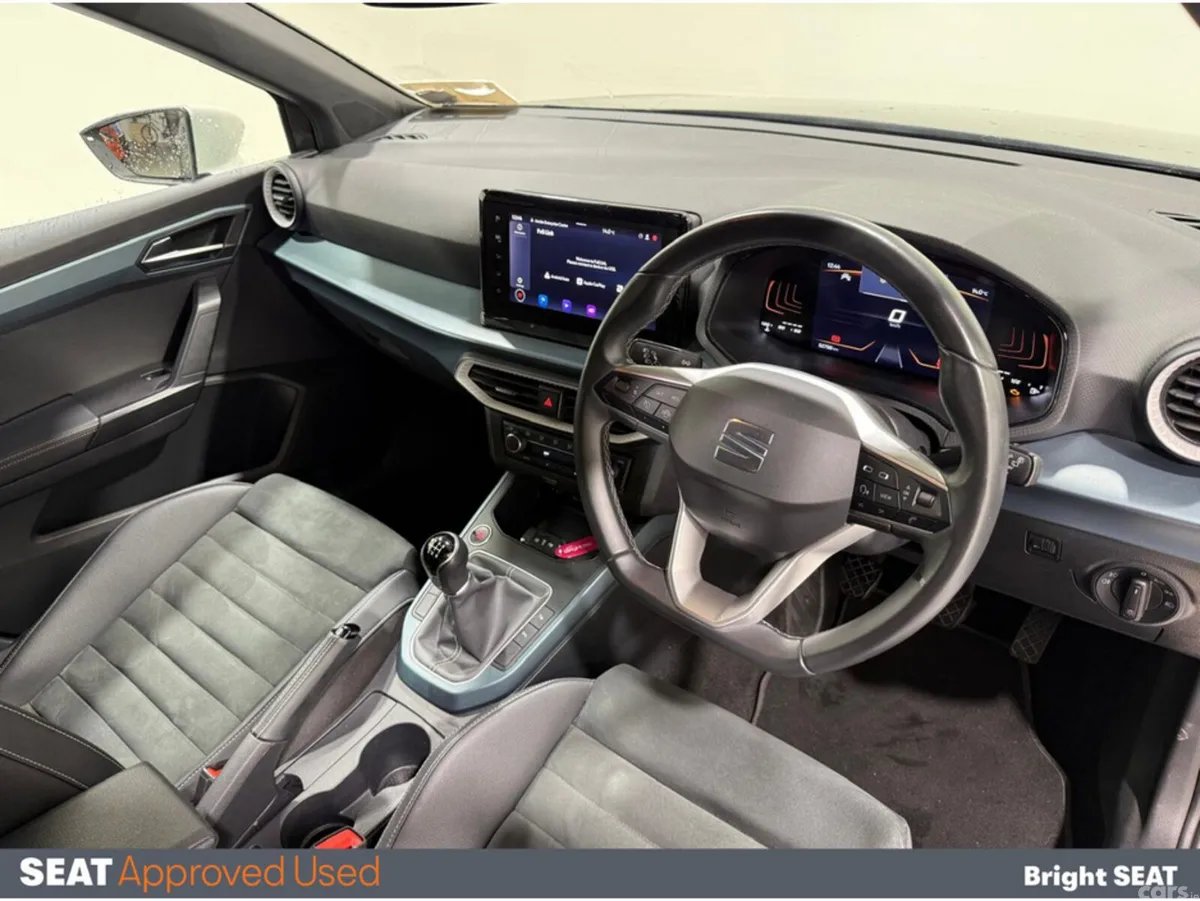 SEAT Arona Hatchback, Petrol, 2023, Green