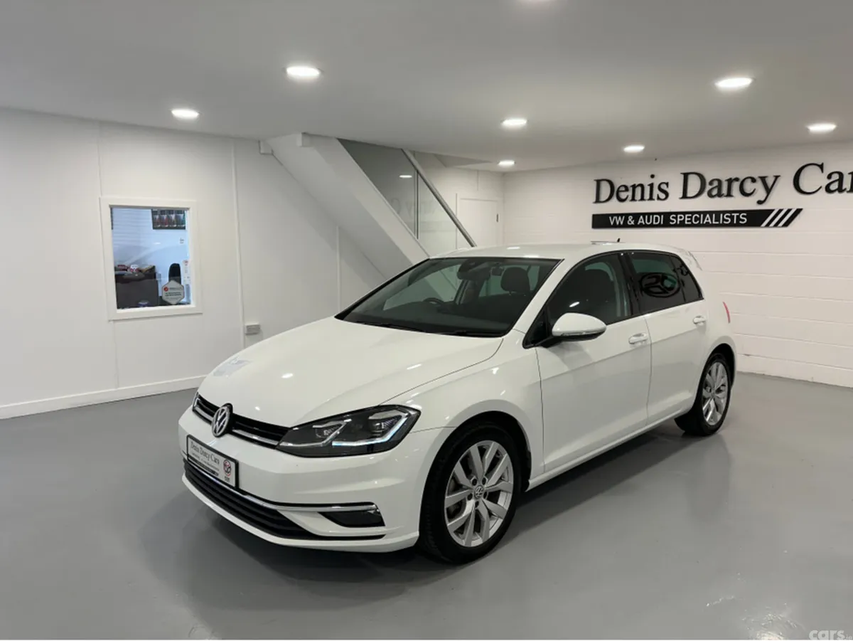 Volkswagen Golf Hatchback, Petrol, 2018, White