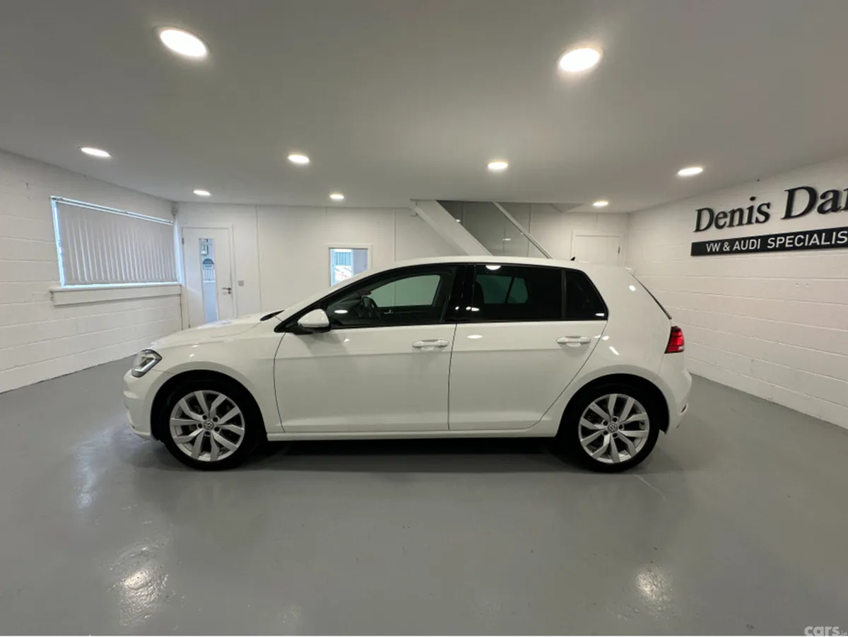 Volkswagen Golf Hatchback, Petrol, 2018, White