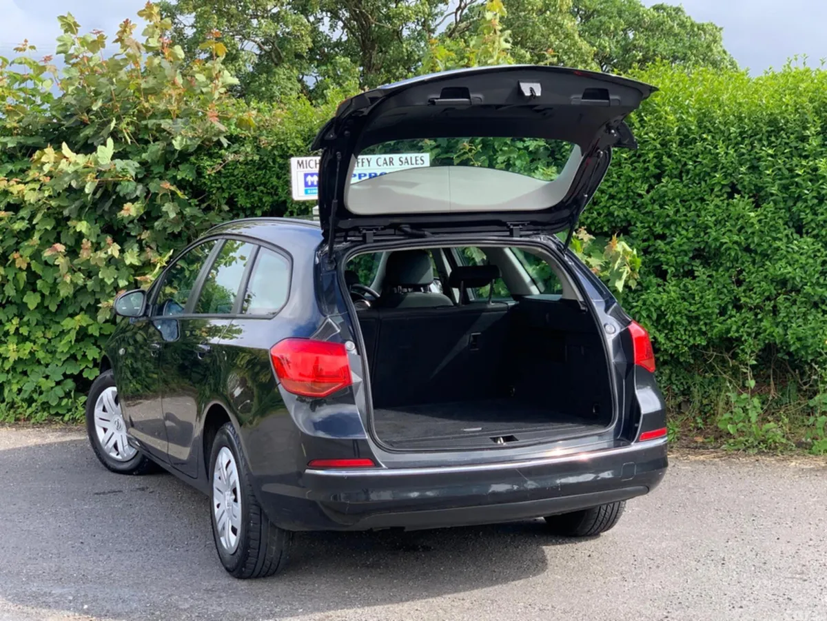 Opel Astra Estate, Diesel, 2016, Black