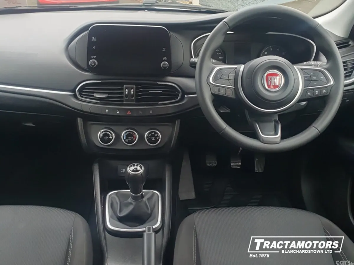 Fiat Tipo Hatchback, Petrol, 2023, Grey