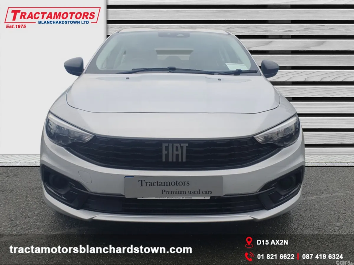 Fiat Tipo Hatchback, Petrol, 2023, Grey