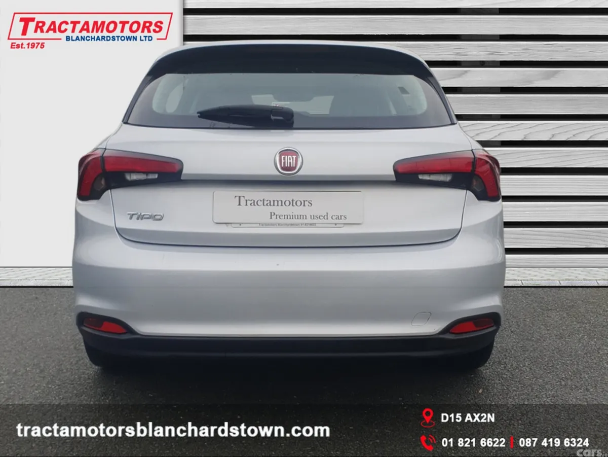 Fiat Tipo Hatchback, Petrol, 2023, Grey