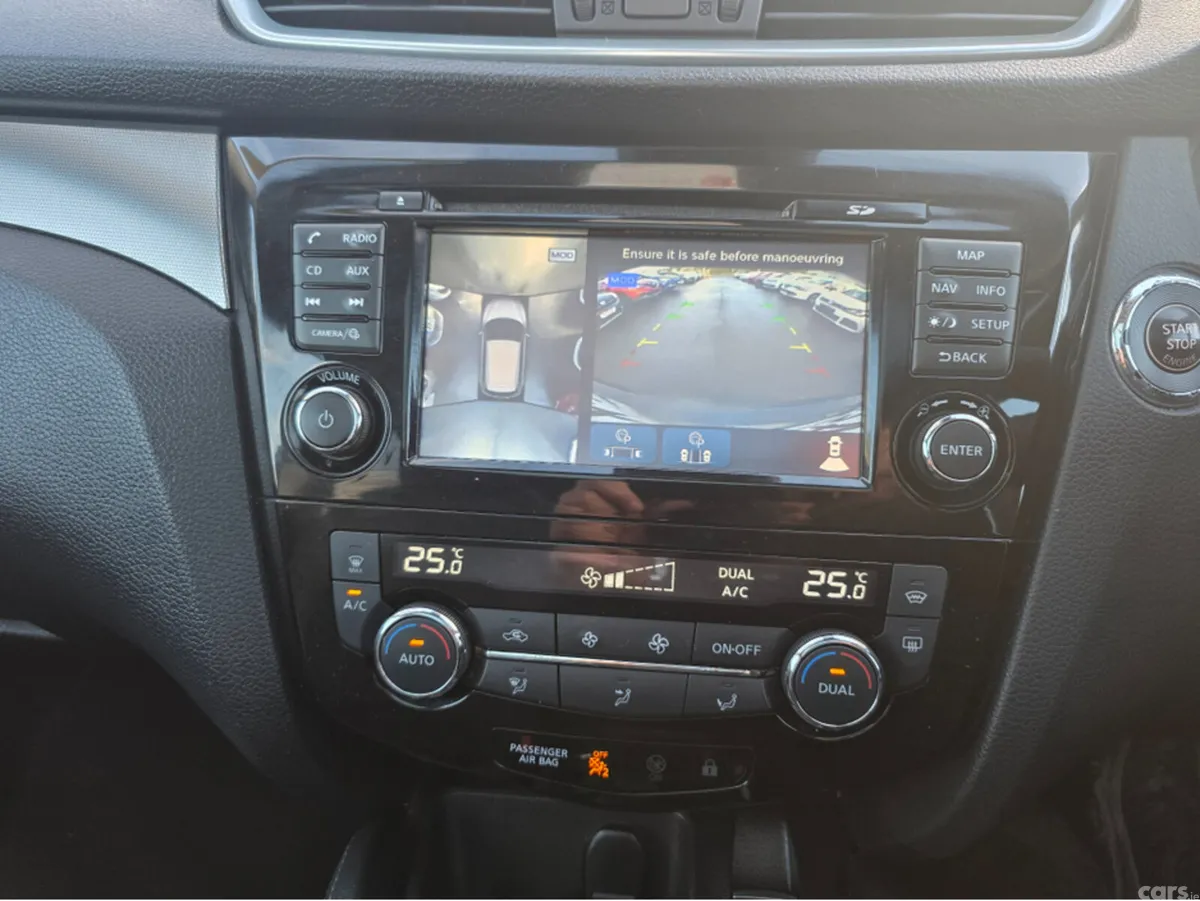Nissan Qashqai MPV, Diesel, 2019, Black
