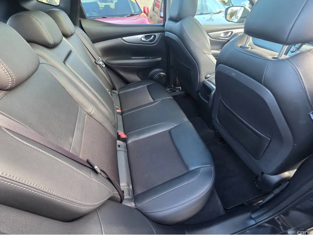 Nissan Qashqai MPV, Diesel, 2019, Black