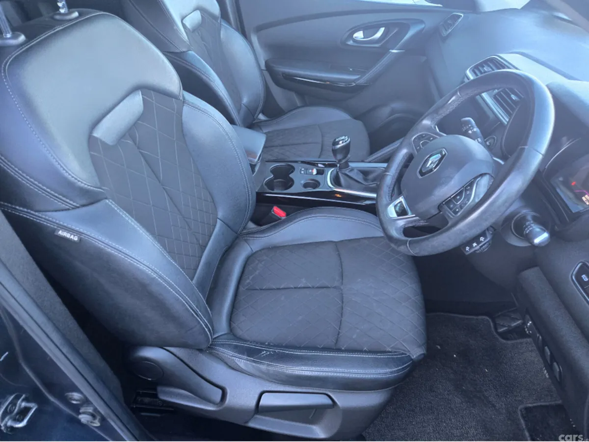 Renault Kadjar SUV, Petrol, 2020, Grey