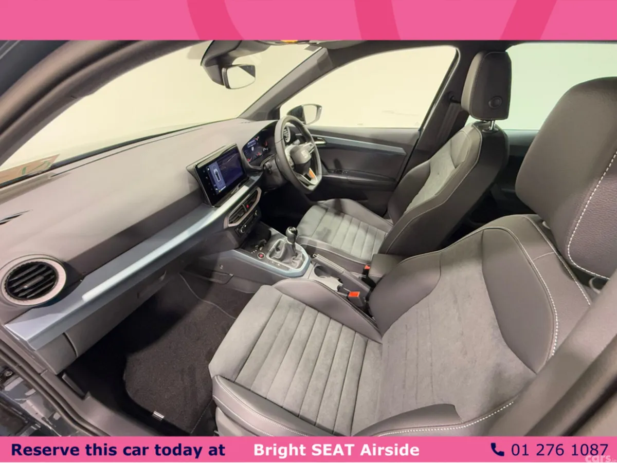 SEAT Arona Hatchback, Petrol, 2025, Blue
