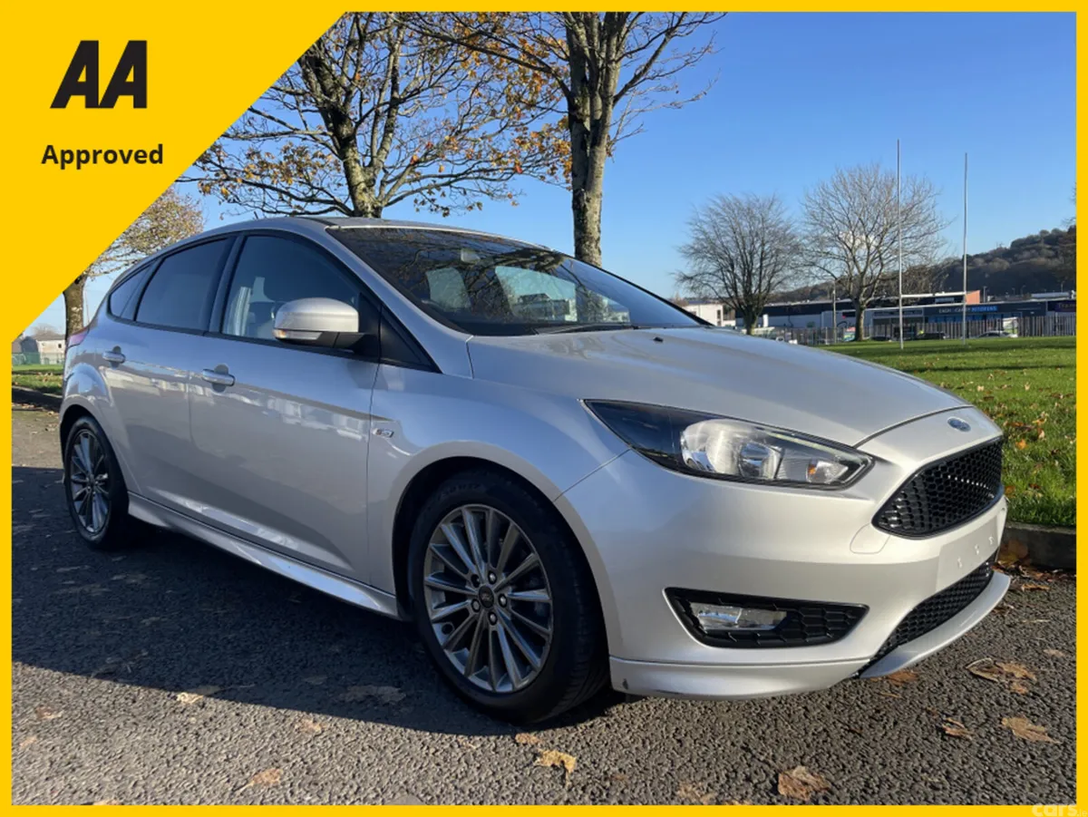 Ford Focus Hatchback, Petrol, 2018, Silver