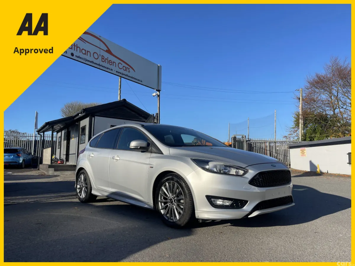 Ford Focus Hatchback, Petrol, 2018, Silver