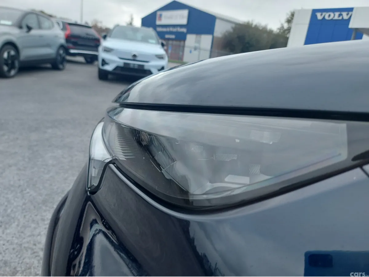 Citroen C4 Saloon, Petrol Hybrid, 2026, Blue