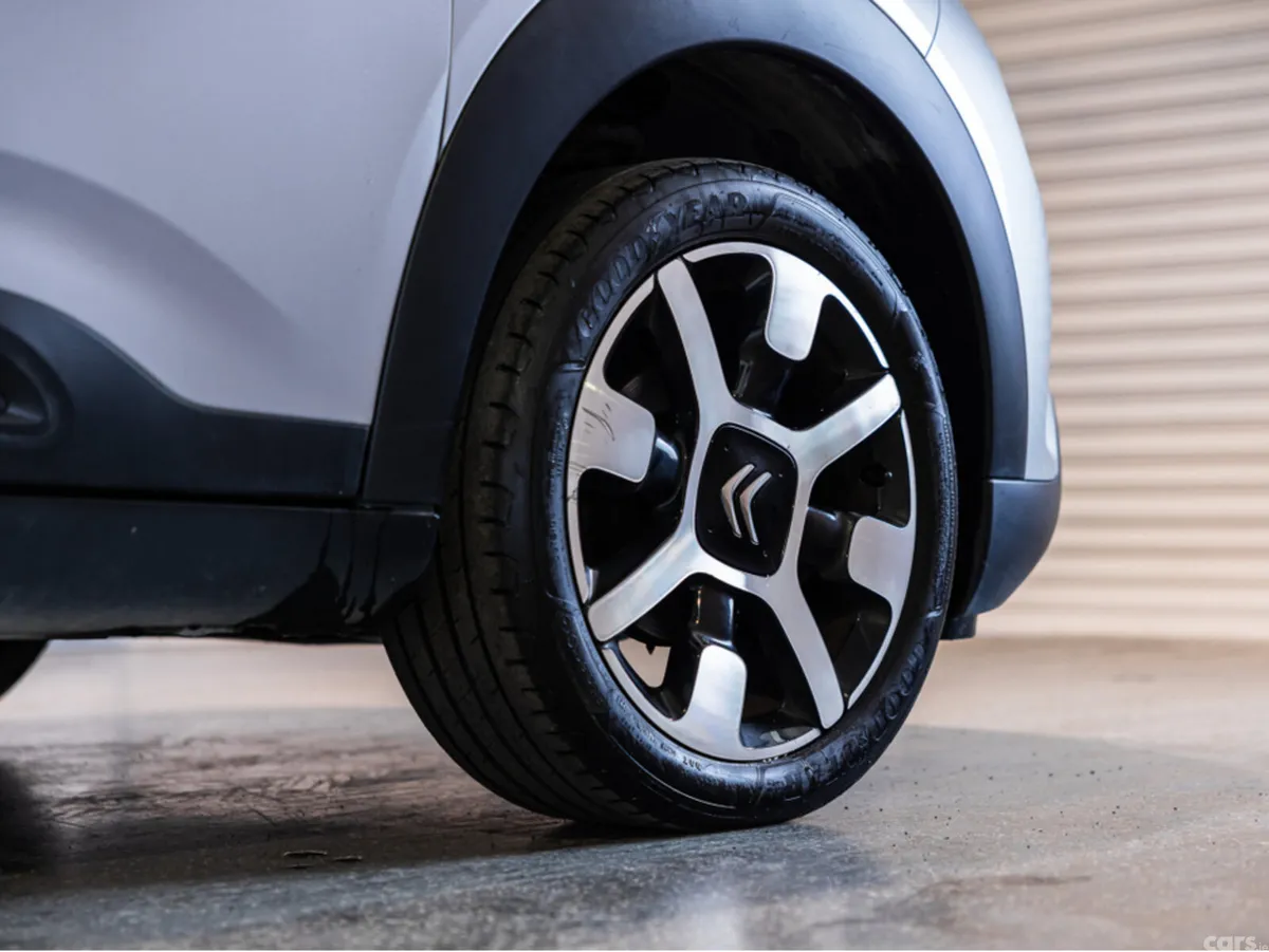 Citroen C4 Cactus Hatchback, Diesel, 2020, Grey