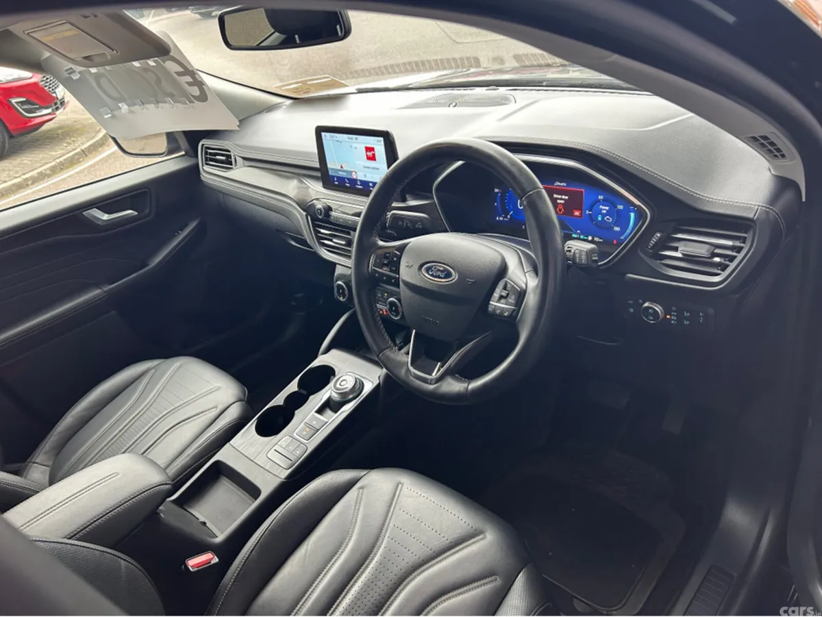 Ford Kuga MPV, Petrol Plug-in Hybrid, 2023, Black