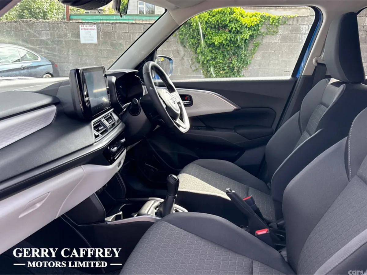 Suzuki Swift Hatchback, Petrol Hybrid, 2026, Blue