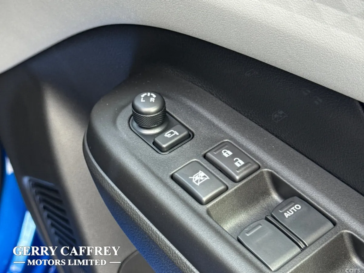 Suzuki Swift Hatchback, Petrol Hybrid, 2026, Blue