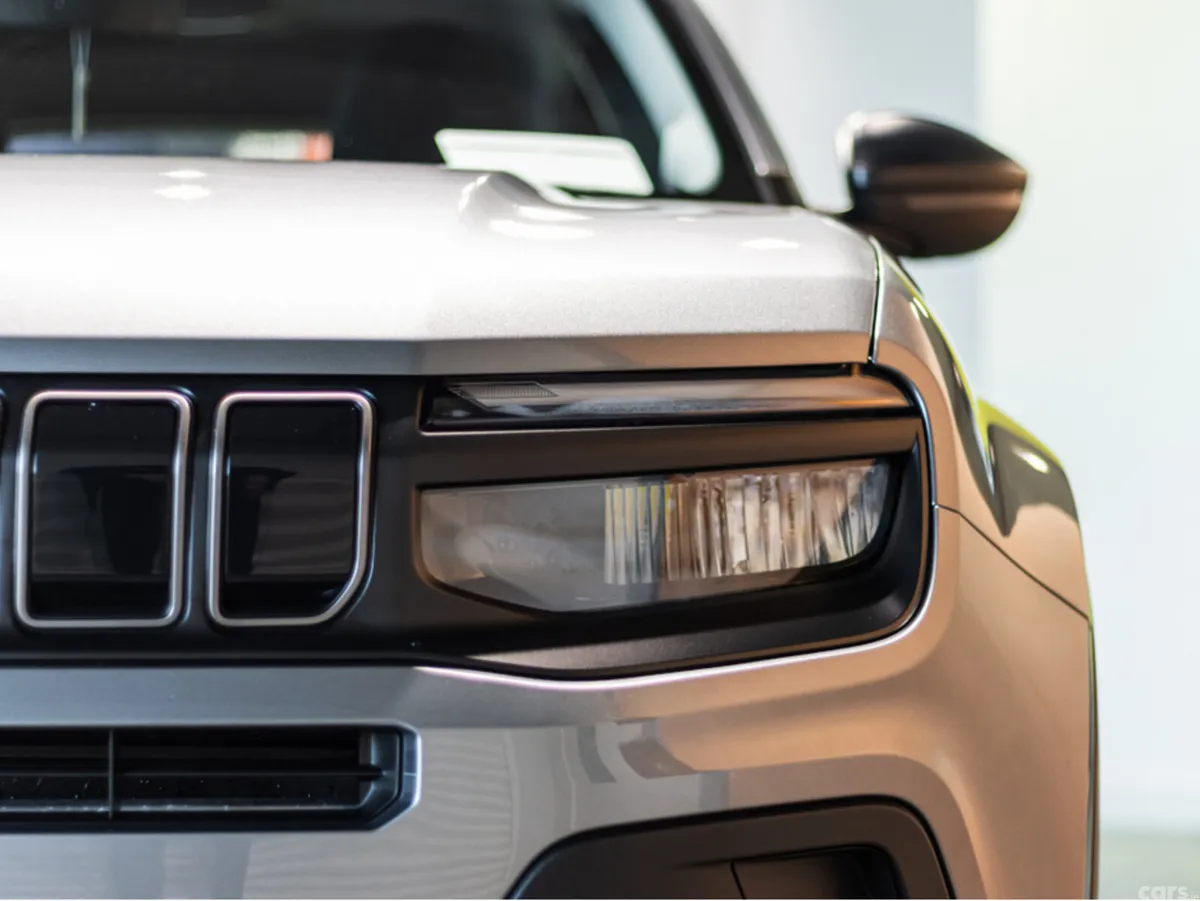 Jeep Avenger SUV, Petrol, 2026, Grey