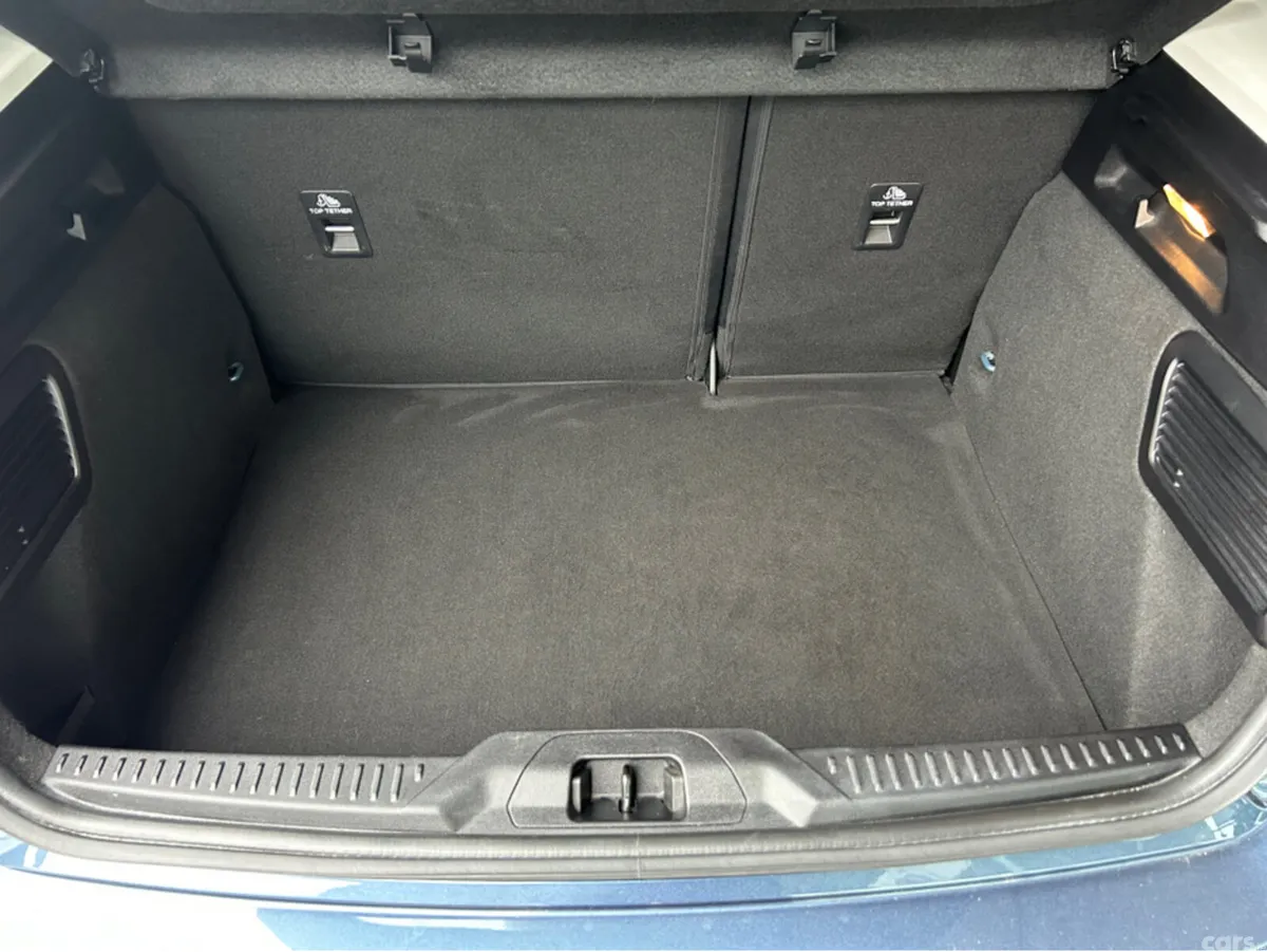 Ford Focus Hatchback, Petrol, 2021, Blue