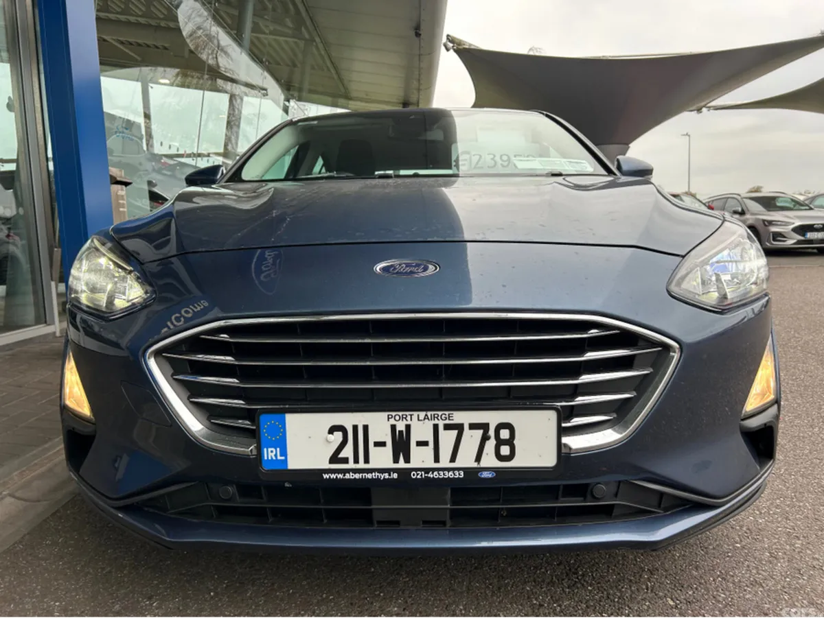 Ford Focus Hatchback, Petrol, 2021, Blue