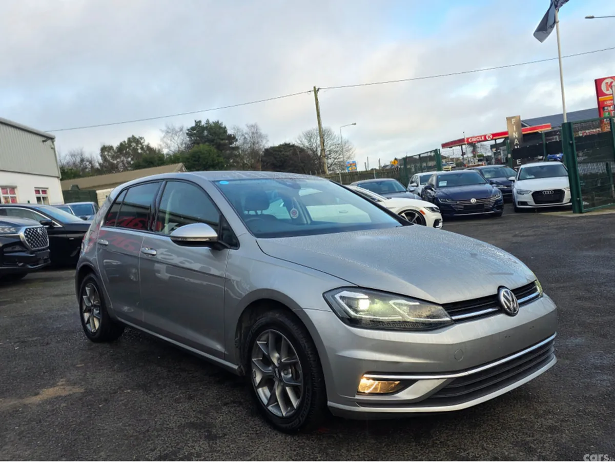 Volkswagen Golf Hatchback, Petrol, 2019, Silver