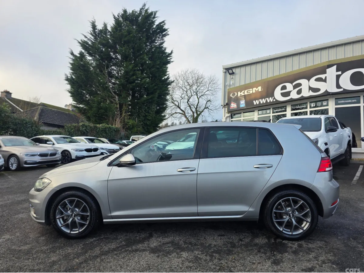Volkswagen Golf Hatchback, Petrol, 2019, Silver