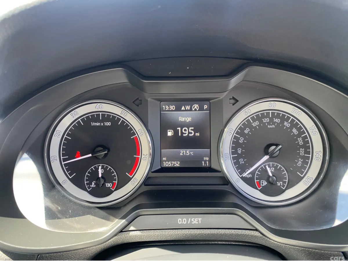 Skoda Octavia Hatchback, Petrol, 2017, Blue