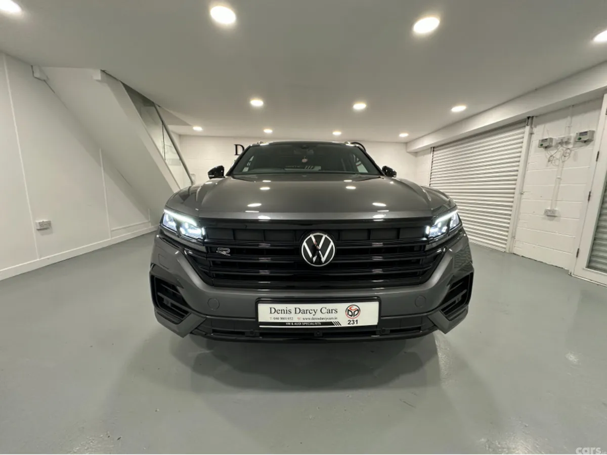 Volkswagen Touareg Estate, Diesel, 2023, Grey