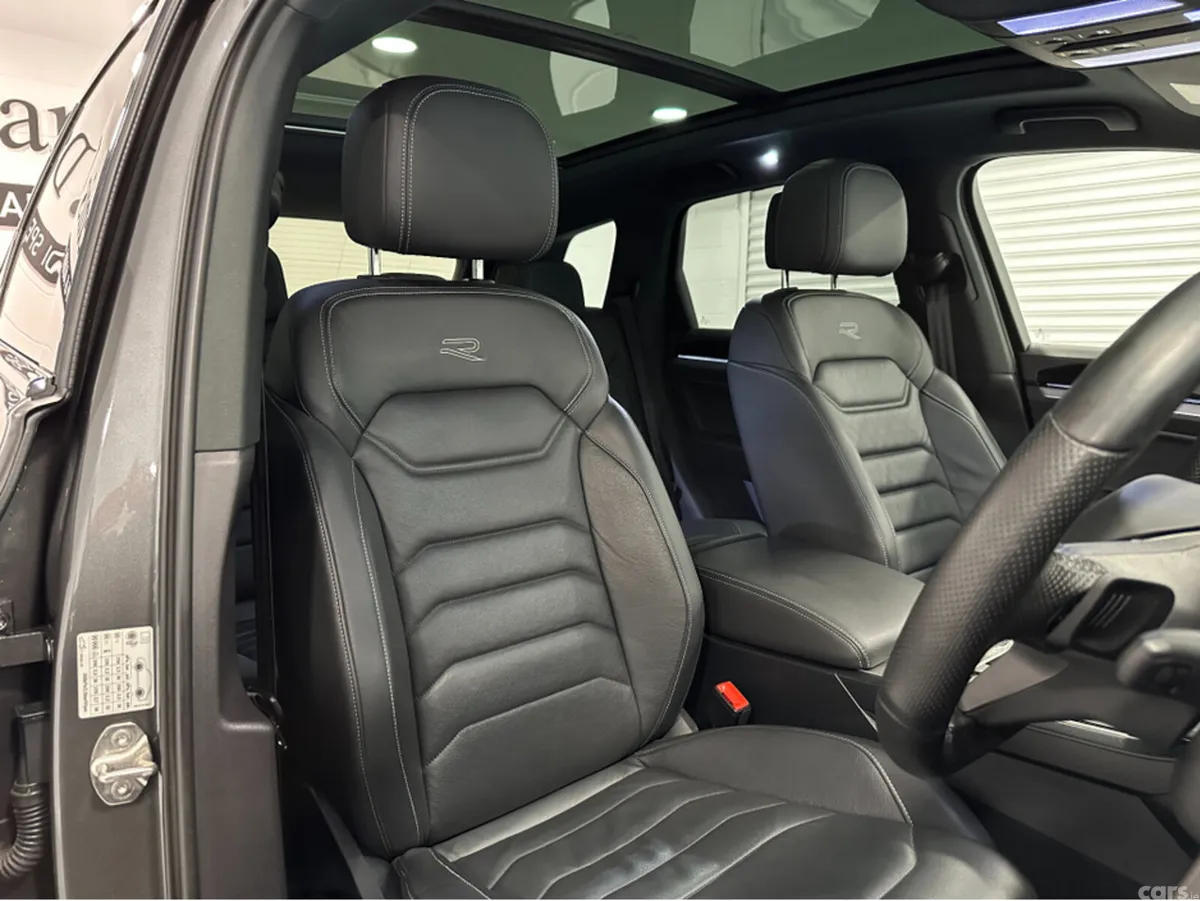 Volkswagen Touareg Estate, Diesel, 2023, Grey