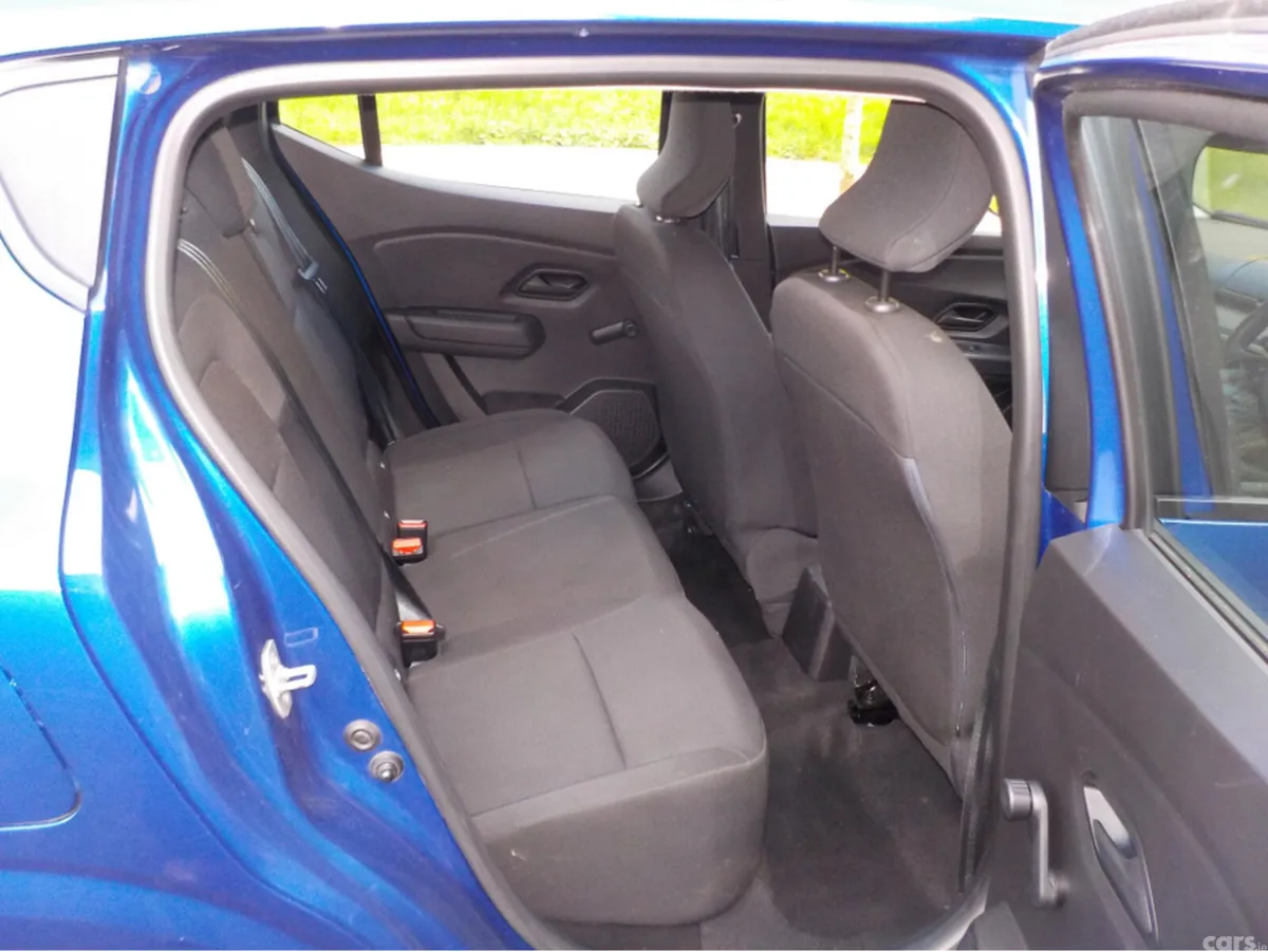 Dacia Sandero Hatchback, Petrol, 2021, Blue