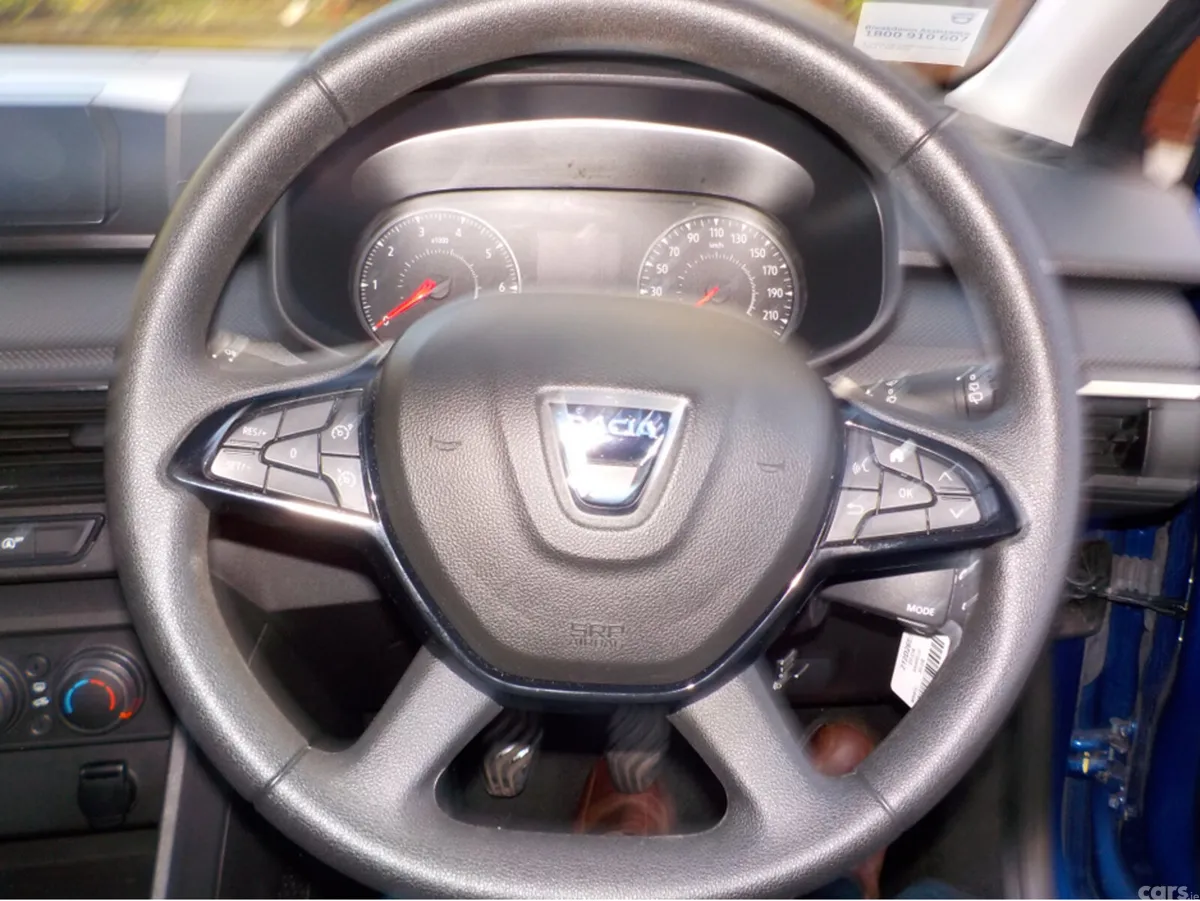 Dacia Sandero Hatchback, Petrol, 2021, Blue