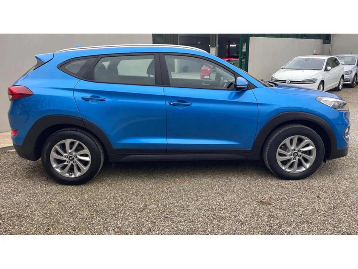 Hyundai Tucson SUV, Diesel, 2017, Blue