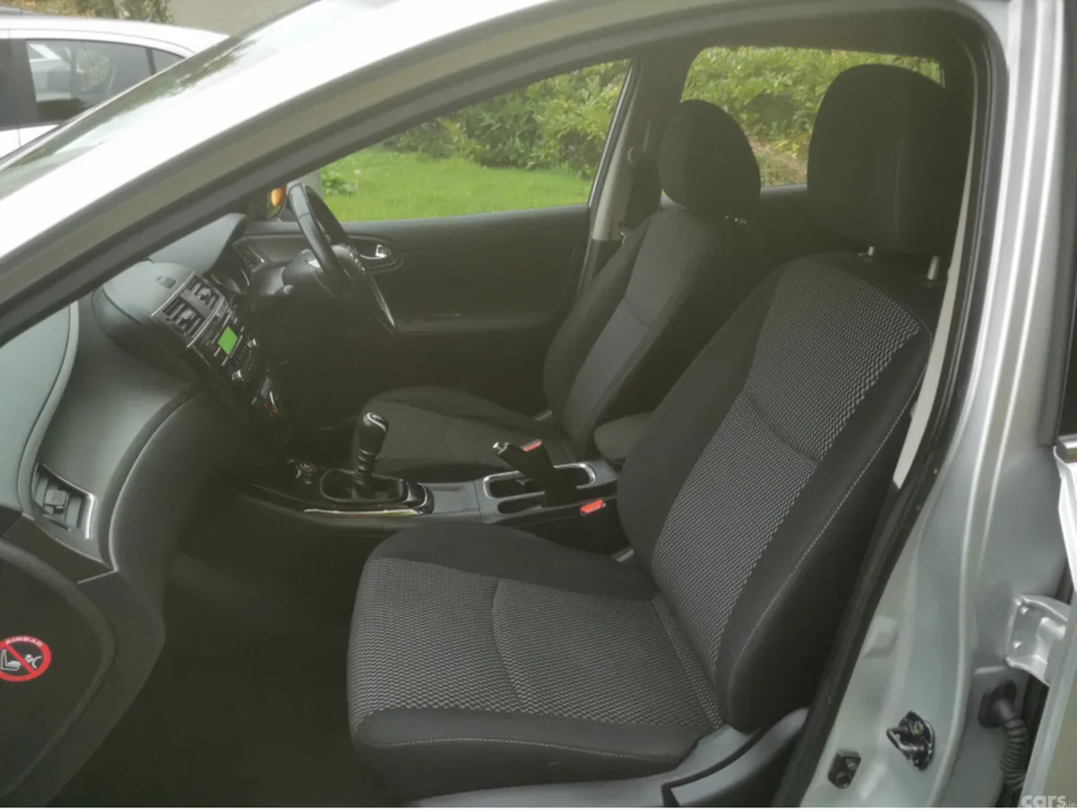 Nissan Pulsar Hatchback, Diesel, 2017, Grey